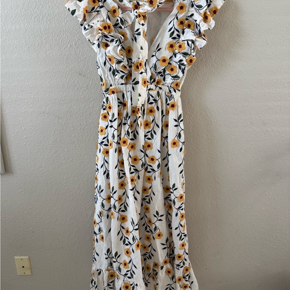 Just Me Floral Maxi Dress - White and Yellow - Picture 2 of 4